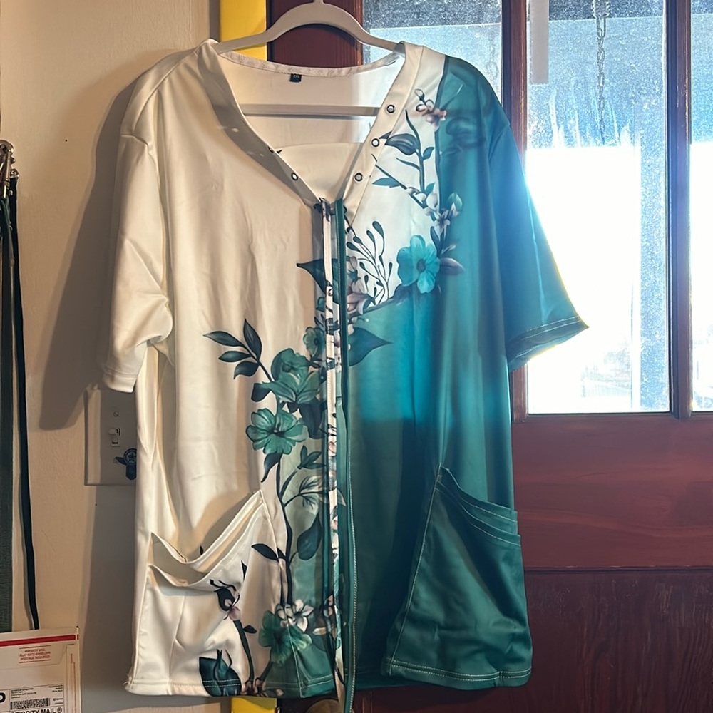NWOT blouse